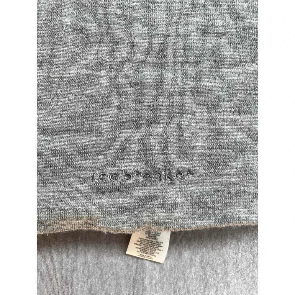 Icebreaker 100% Merino Wool Neck Gaiter Adult Gray OS Hiking